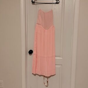 nwt house of CB marci pleated dress - size xs